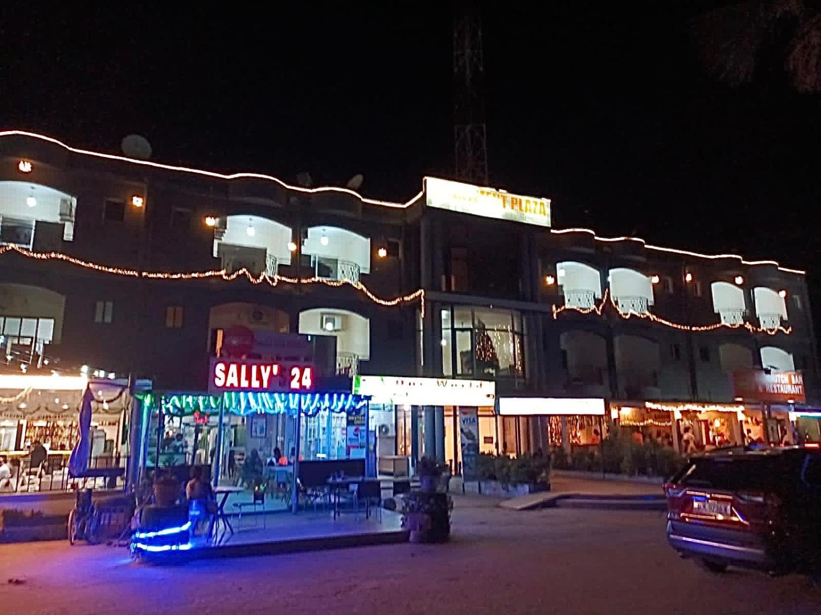 Apartments Plaza Hotel Kololi Exterior foto