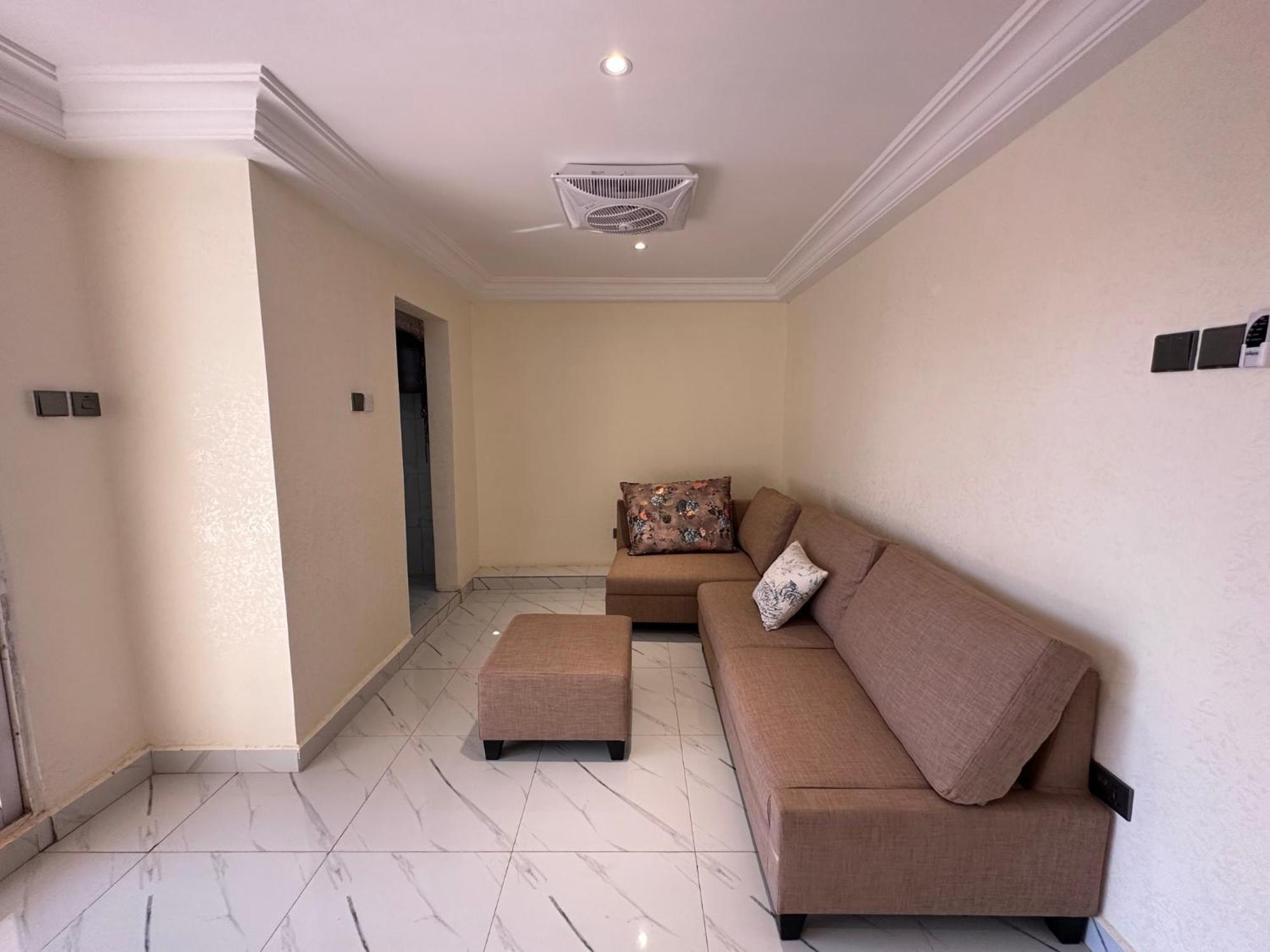 Apartments Plaza Hotel Kololi Exterior foto